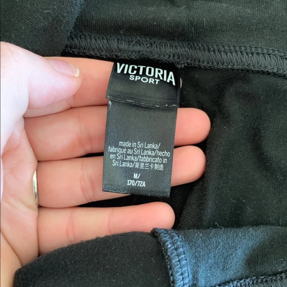 Victoria Secret cropped leggings - Picture 4 of 5